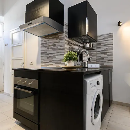 Sanniti Luigi Cozy Apartment Rome