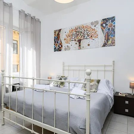 Sanniti Luigi Cozy Rome